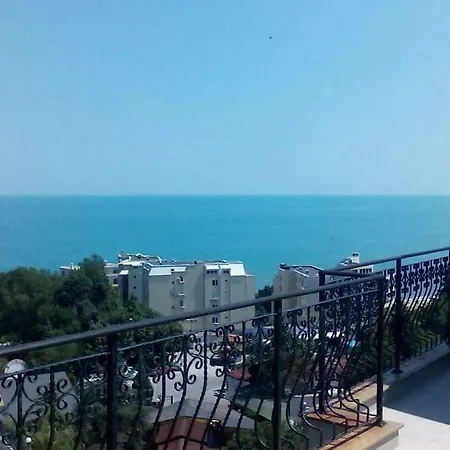 شقة Cabakum فارنا